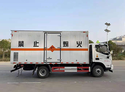 仪陇爆破器材运输车